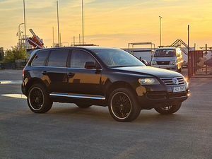 Volkswagen Touareg 3.0 V6 165kW (1 foto / 15)