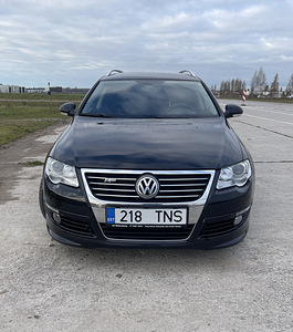 VW Passat R-line Dynaudio (1 foto / 9)
