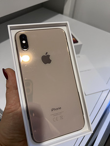 I phone XS max 64gb Gold (3 foto / 4)