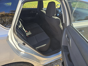 Toyota Auris 1.6 97kW (2014) (10 foto / 15)