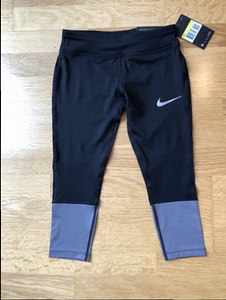 UUED Nike Kids 3/4 legginsid, 128-137