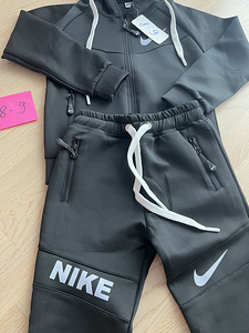 Uued poiste sportlikud kostüümid (2 foto / 4)