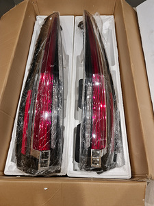 Cadillac Escalade ESV 2007-2014 tagatuled (1 foto / 6)