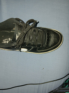 Nike (2 foto / 3)