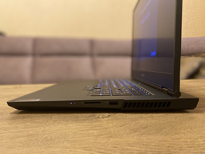 Lenovo legion 5 17” (1 foto / 7)
