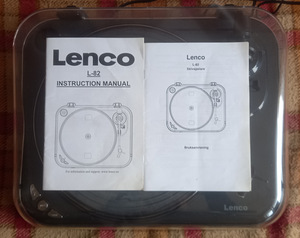 Mängija Lenco L82  			