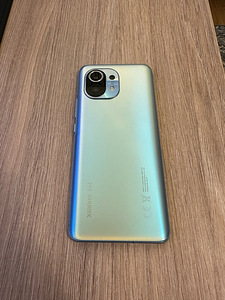 Xiaomi MI 11 5G 128Gb (2 foto / 2)