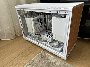 Mänguarvuti DDR5 32GB RTX 5070 Ryzen 9600 Full white MATX (2 foto / 3)