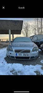 Volvo v50 (2 фото из 6)
