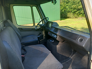Mercedes benz 207d (5 foto / 6)