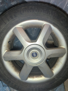Müüa suverehvid valuvelgedel. 215/60/r16h (3 foto / 4)