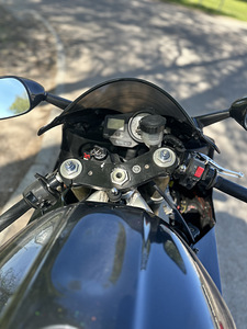 Yamaha R1 110kw (5 foto / 5)