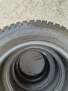 Wolf Nord 195/55/R15 Naelrehvid (3 foto / 4)
