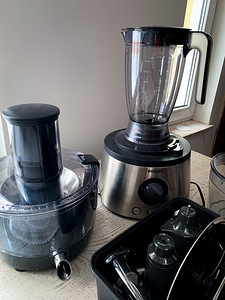 Кухонный комбайн philips (5 фото из 6)