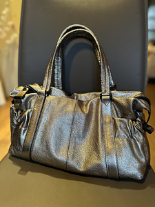 Сумка Burberry (3 фото из 3)