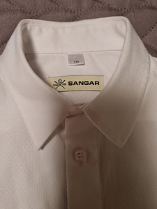 Sangar valge triiksärk, suurus 128, 140 (2 foto / 2)