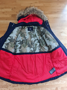 Uueväärne Parka Hackett London, vanusele 11-12 (2 foto / 5)