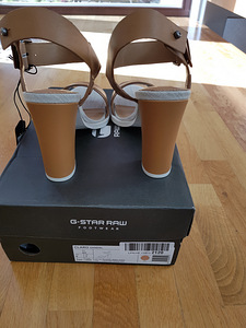 Uued G-Star Raw nahast kingad, suurus 40 (3 foto / 3)