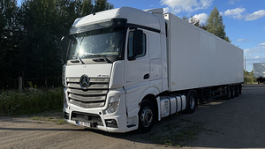 Actros 1845, 2016, 550t. Km. (1 foto / 10)