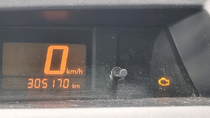 Suzuki Liana 1.6 78kW (13 foto / 15)
