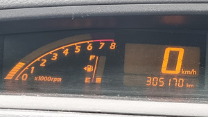 Suzuki Liana 1.6 78kW (14 foto / 15)