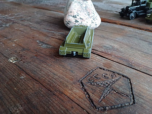 Nõukogude sõjamasin 1: 43 80 (4 foto / 7)