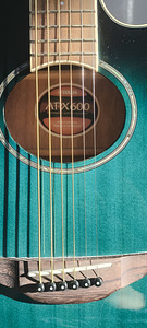Yamaha APX600 (3 foto / 7)