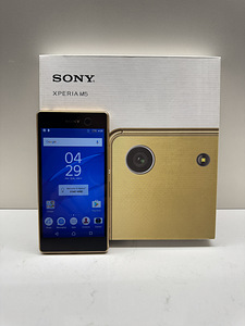 Sony Xperia M5