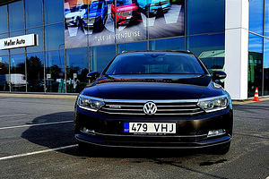 VW Passat 2.0 BiTurbo Executive 176kw 4motion (2 foto / 15)