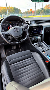 VW Passat 2.0 BiTurbo Executive 176kw 4motion (7 foto / 15)
