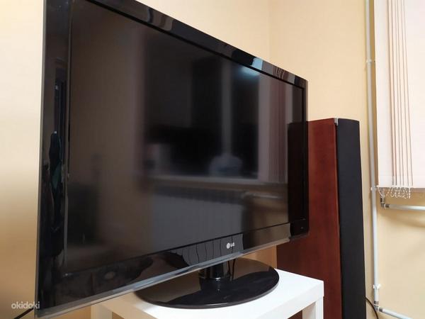 LG 47-дюймовый телевизор Full HD (фото #1)
