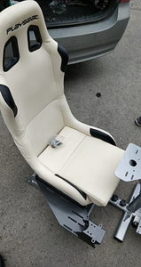 Playseat rallitool koos käigukangi hoidjaga (1 foto / 6)