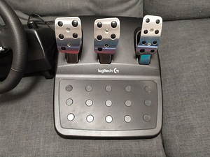 Руль Logitech G920 (3 фото из 3)