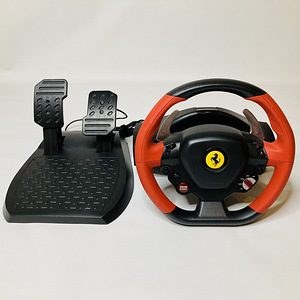 Рулевое колесо Thrustmaster 458 Spider Xbox (1 фото из 1)