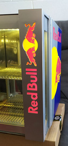 Холодильник Red Bull (4 фото из 8)