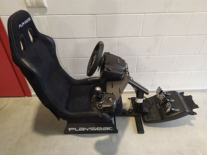Playseat Alcantara rallitool ja Logitech G920 rool (2 foto / 7)