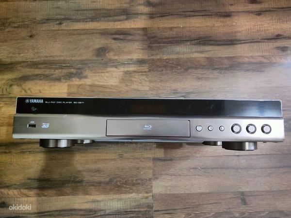 Blu-ray плеер Yamaha BD-S671 (фото #4)