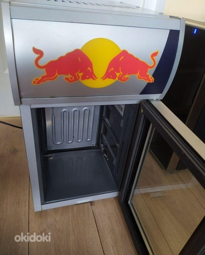Eksklusiivne Red Bull külmik külmkapp (foto #3)