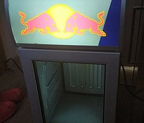 Эксклюзивный холодильник Red Bull
