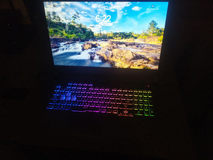 17" Asus ROG Strix i7 512GB RTX2060 sülearvuti (2 foto / 8)