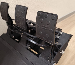 Fanatec CSL Elite + Loadcell pedaalid rool PC / XBOX (6 foto / 7)