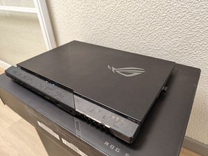 15" Asus ROG Strix i9, 32GB, 3070Ti, 1TB ноутбук (5 фото из 10)