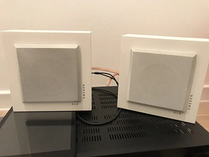 2 x Valged DLS Flatbox Slim Mini kõlarid