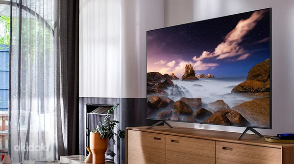 43" Samsung QLED 4K UHD Smart TV телевизор