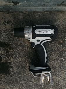 Makita Akutrell 18V (2 foto / 2)