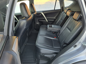 Autorent Rav4 COMFORT Hybrid/LPG BOLT FORUS UBER (8 foto / 10)