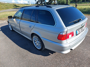 BMW 530d (3 фото из 8)