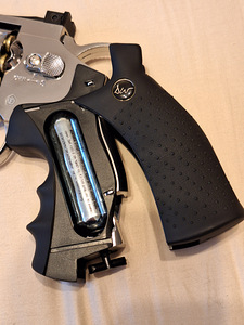 Dan Wesson 6" 4,5mm steel BB CO2 revolver (5 foto / 8)