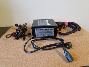 Toiteplokk 600W CHIEFTEC cft-600-14cs (1 foto / 3)