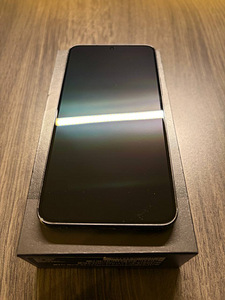 Samsung S22 128GB (4 foto / 4)